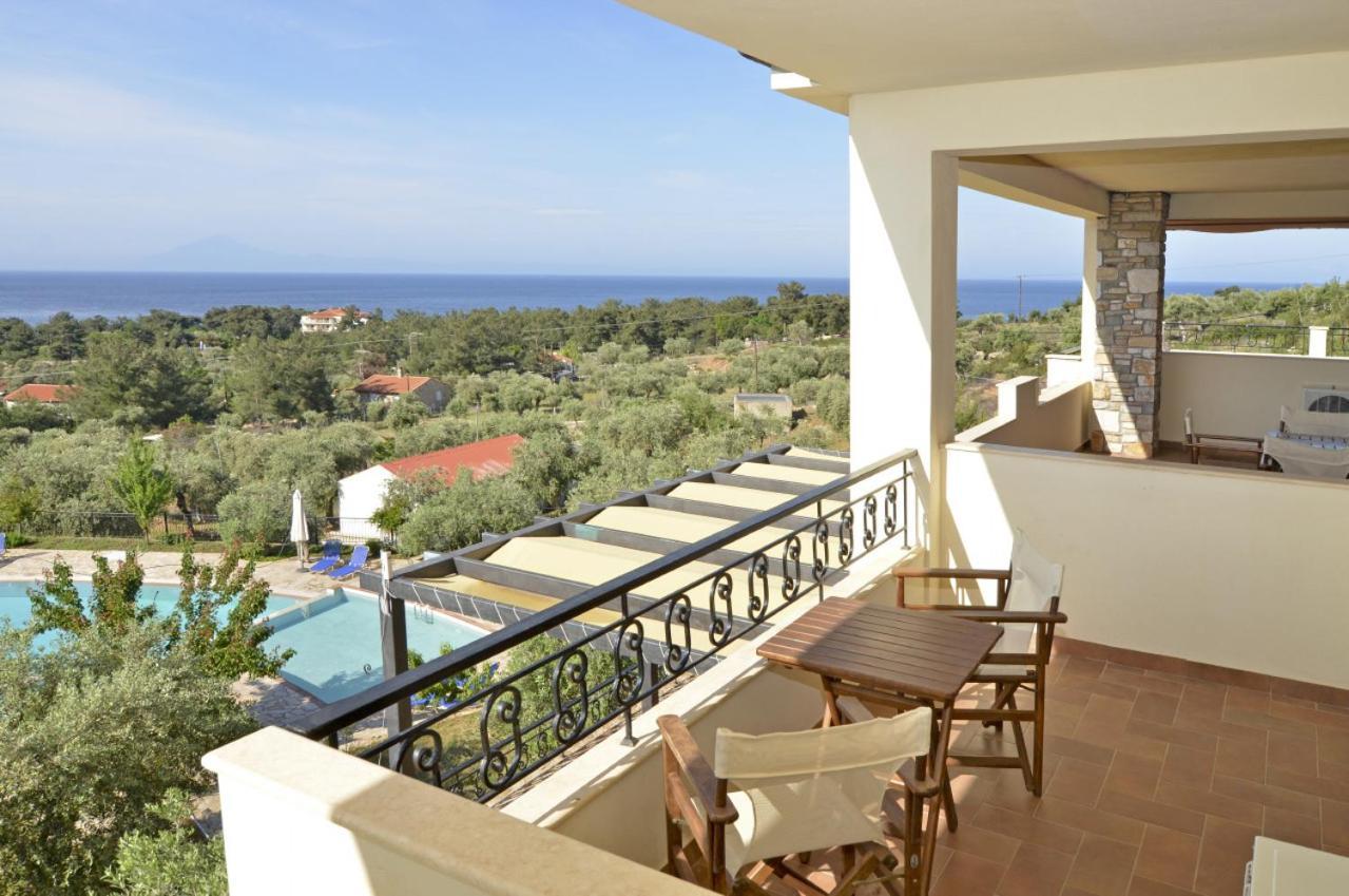 بوتوس Moonbeam Hotel المظهر الخارجي الصورة